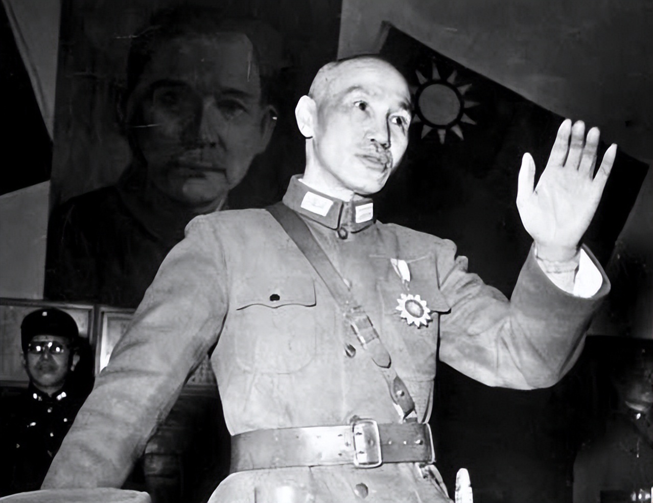 蒋介石到底有多风流？贴身秘书晚年披露真相，宋美龄做法令人叫绝