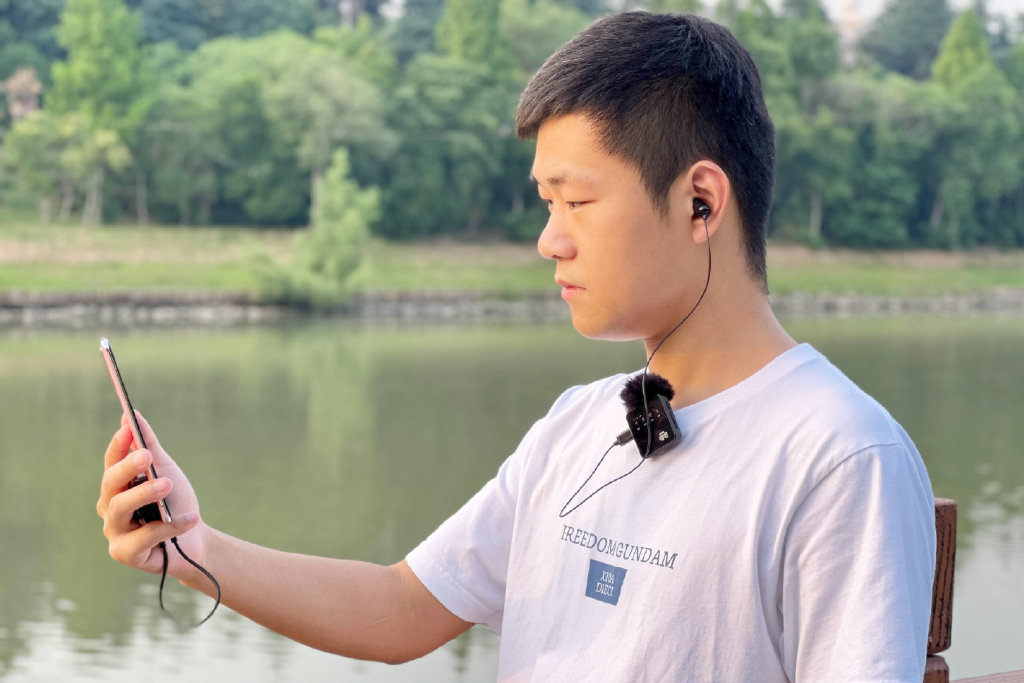 唱吧v6无线领夹麦克风直播唱歌,唱吧领夹麦v6介绍