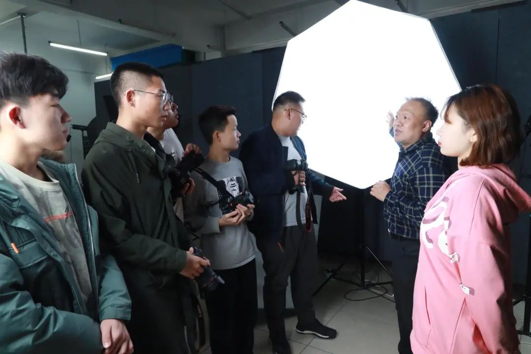 辽宁传媒学院艺术类都有什么专业,辽宁传媒学院专业推荐图片