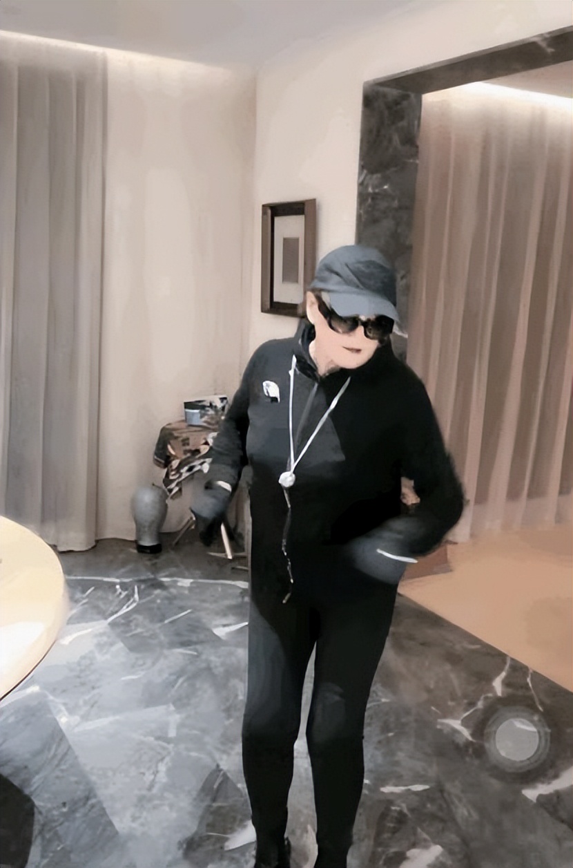 大s具俊晔同游,大s具俊晔同框小鸟依人