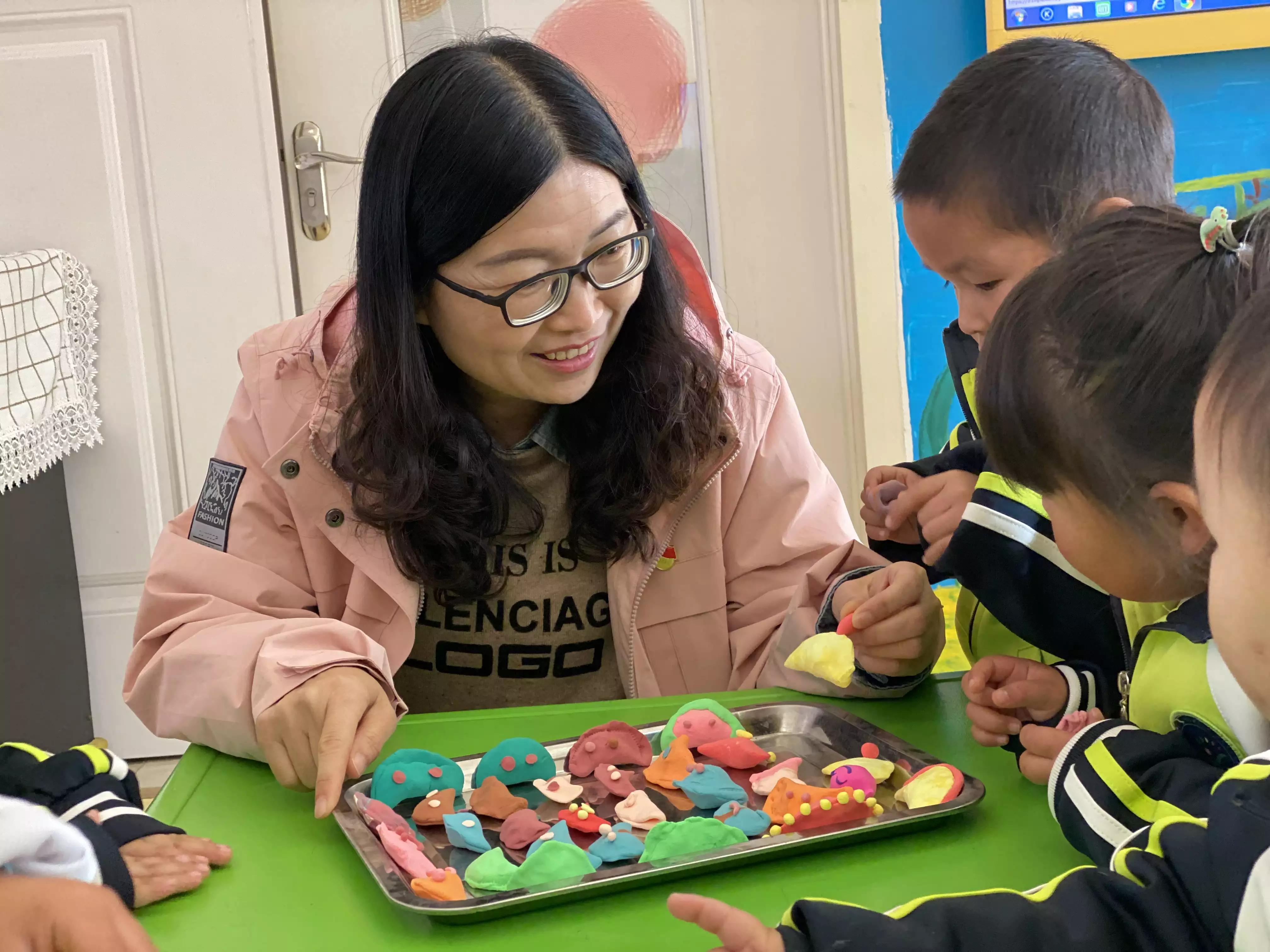 学校开展冬至活动信息简报,冬至活动家长参加