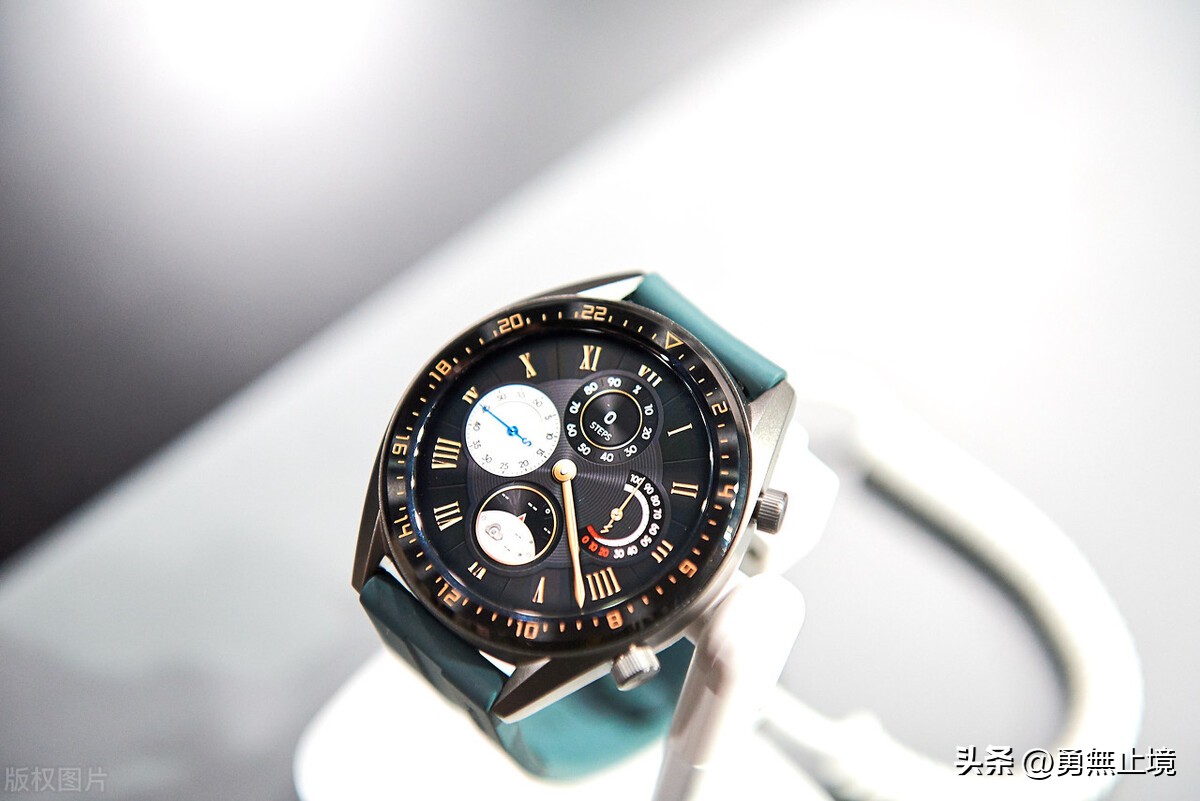 最好的10款智能运动手表,最新好用的智能手表排名