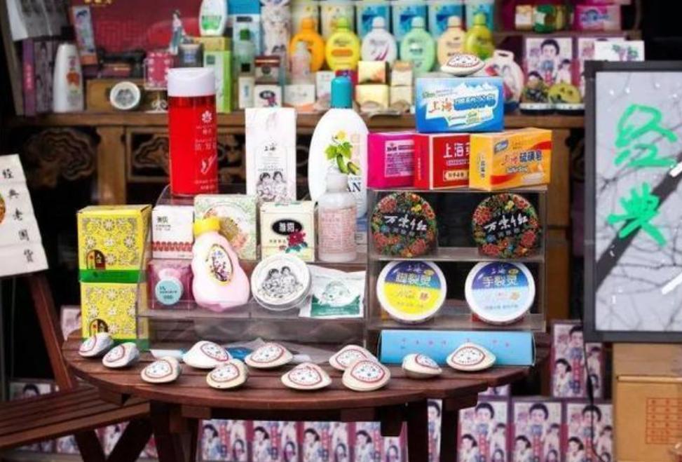 毛*东泽**时代的十大名牌,太珍贵了,你用过几种?