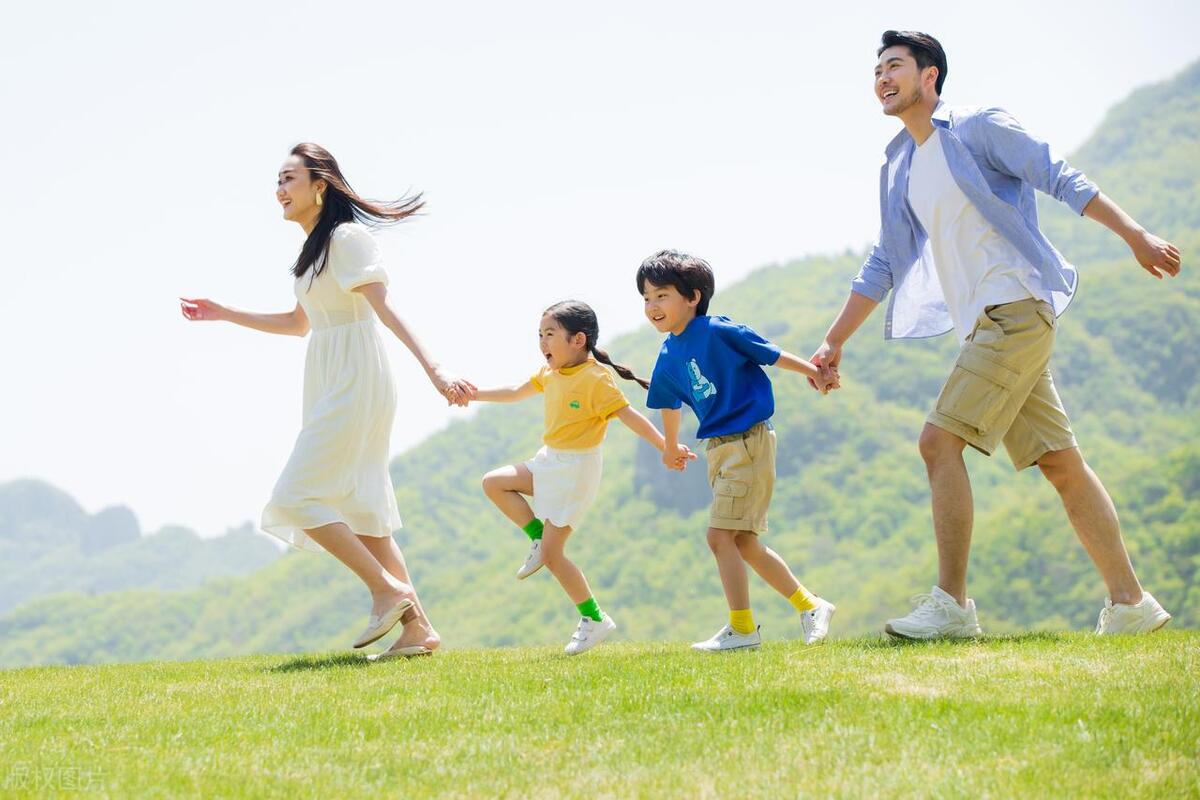 相亲相爱一家人经典诗句,写相亲相爱一家人的诗