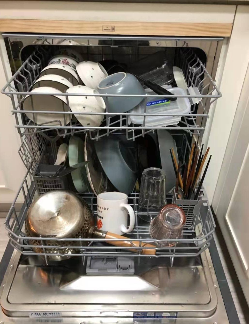 洗碗机到底买大好还是买小好,洗碗机到底好不好用真实测评