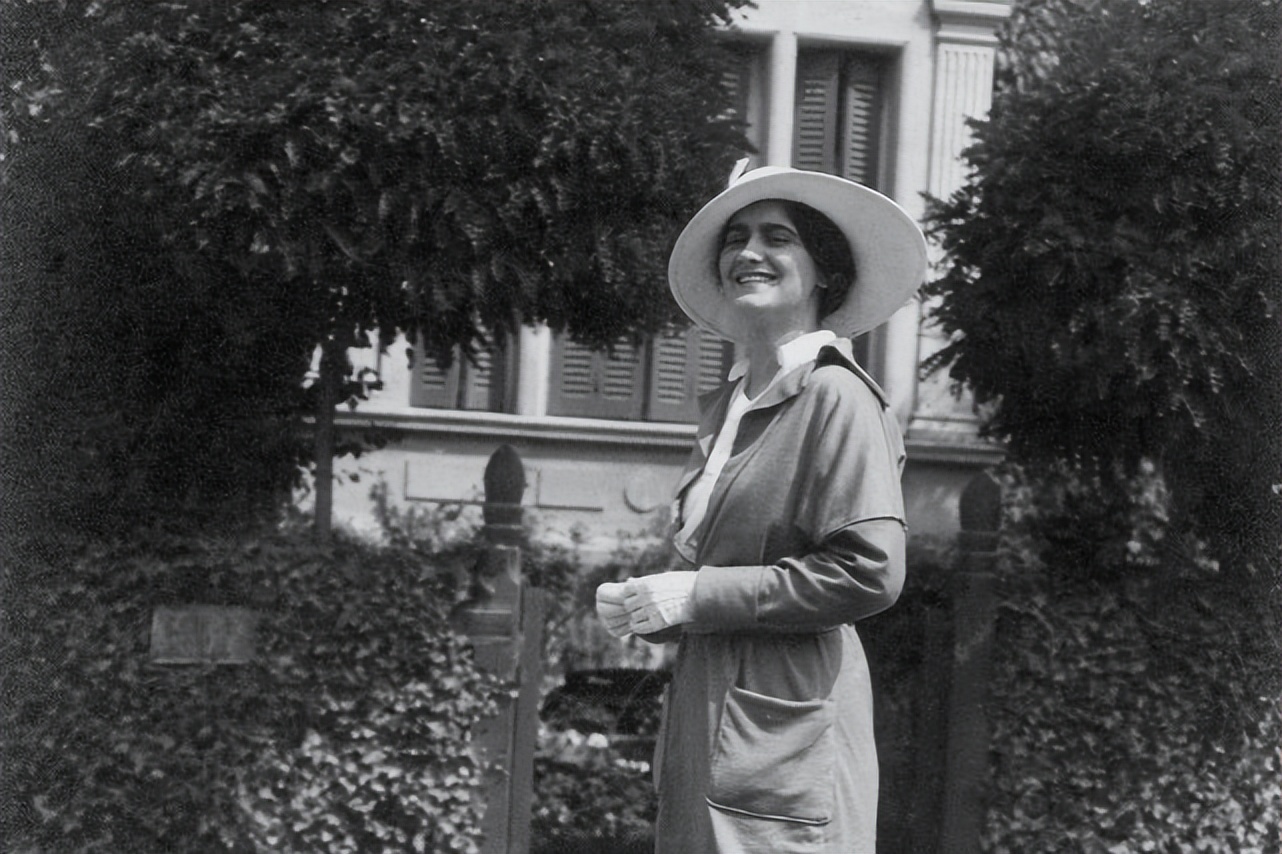 香奈儿人生经历,香奈儿最后的女神