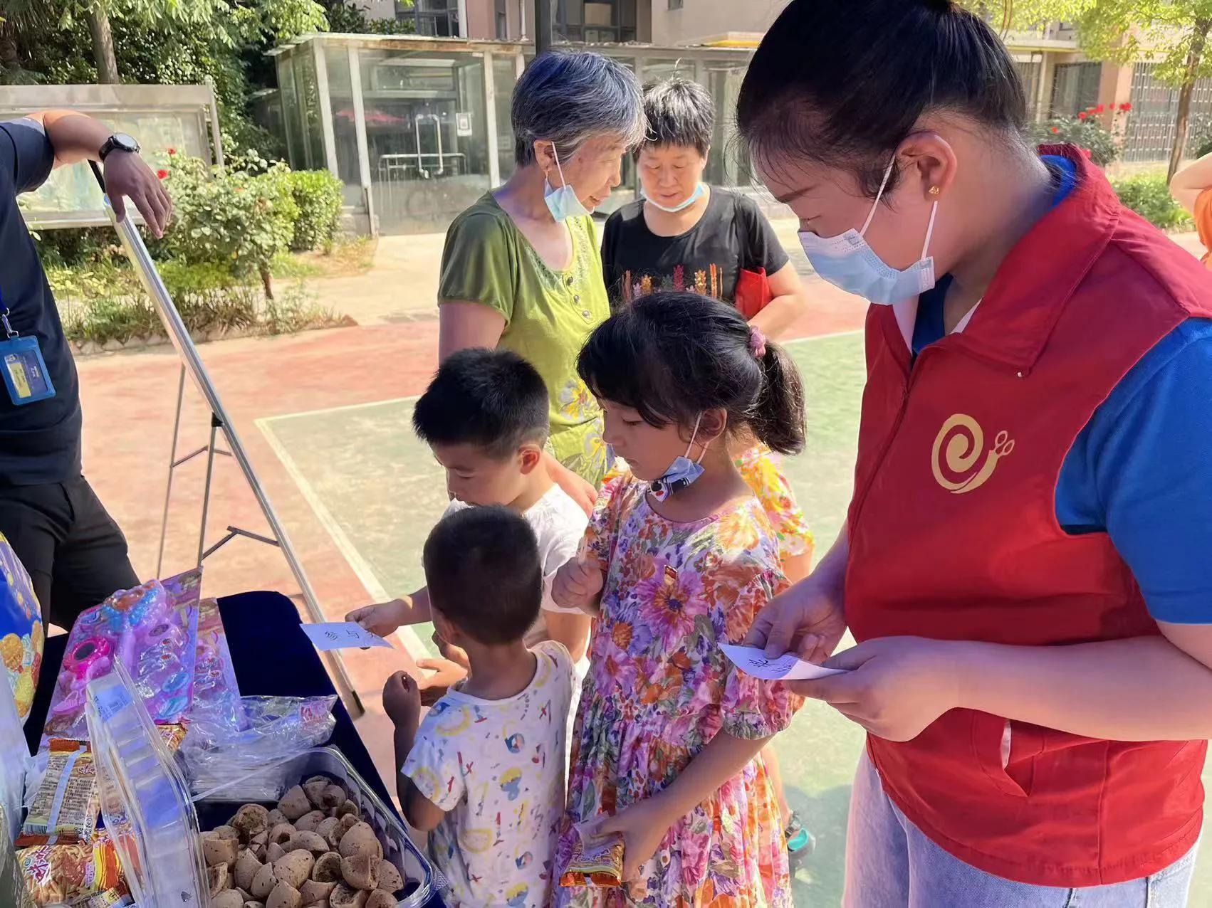 社区足球公益活动,大手拉小手共建美好家园社区活动