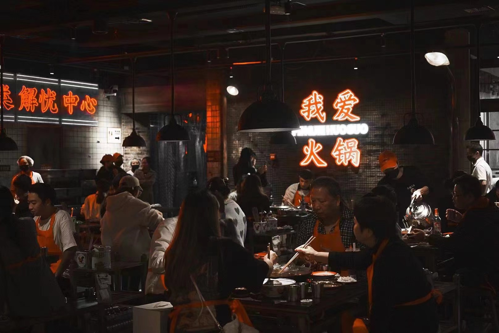 重庆观音桥适合玩的地方推荐 (重庆观音桥必打卡的地方)