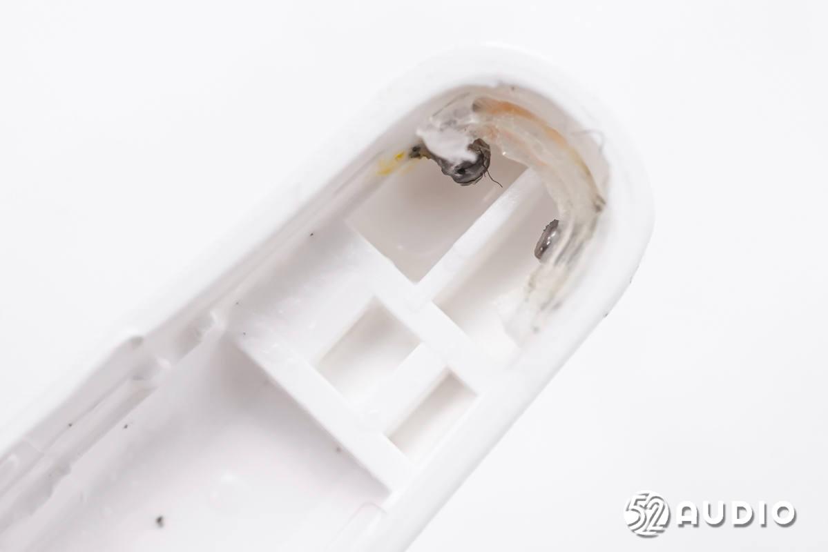 realmeAir3Neo真无线耳机拆解，音乐太空舱设计，支持杜比全景声