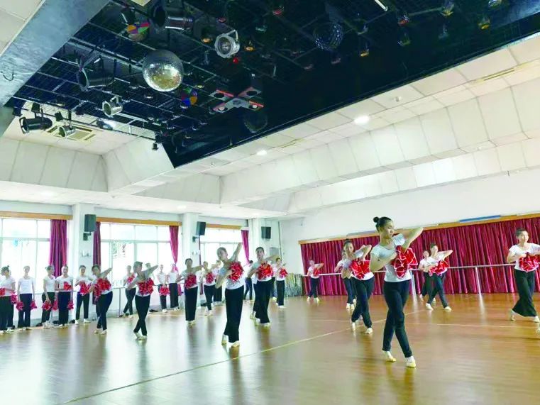 广州市有几家技校中专,广州十大公办中专技校排名