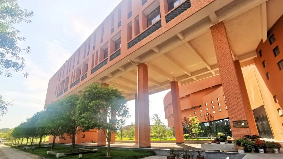 怀化市师范高等专科学校招生,怀化师范高等专科学校就业怎么样