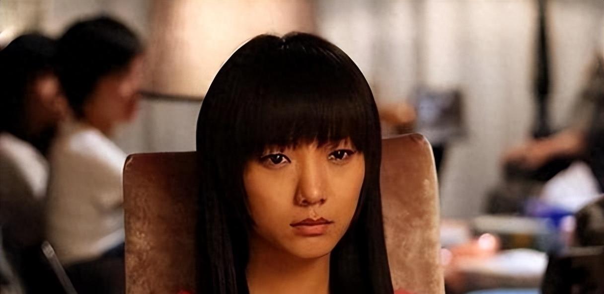 王珞丹脱戏,37岁的王珞丹有多迷人