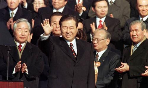 韩国总统魔咒是什么,韩国哪些总统死在青瓦台