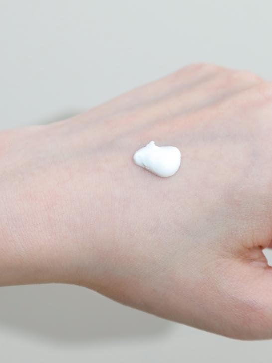 防晒干货分享：我们试了5款热门防晒，想找合适的就按这个标准选