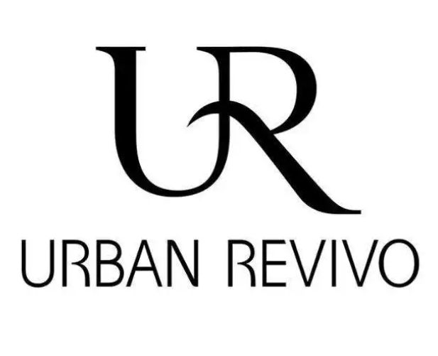 女子超市偷俩榴莲淡定装包带走,女子超市偷榴莲装包带走