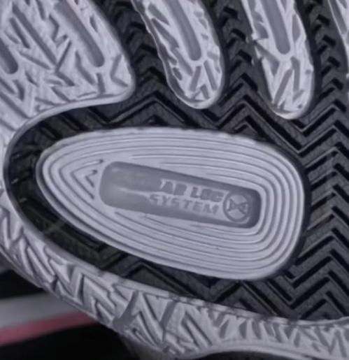 李宁幻影四哪个配色更值得入手,李宁韦德系列封锁