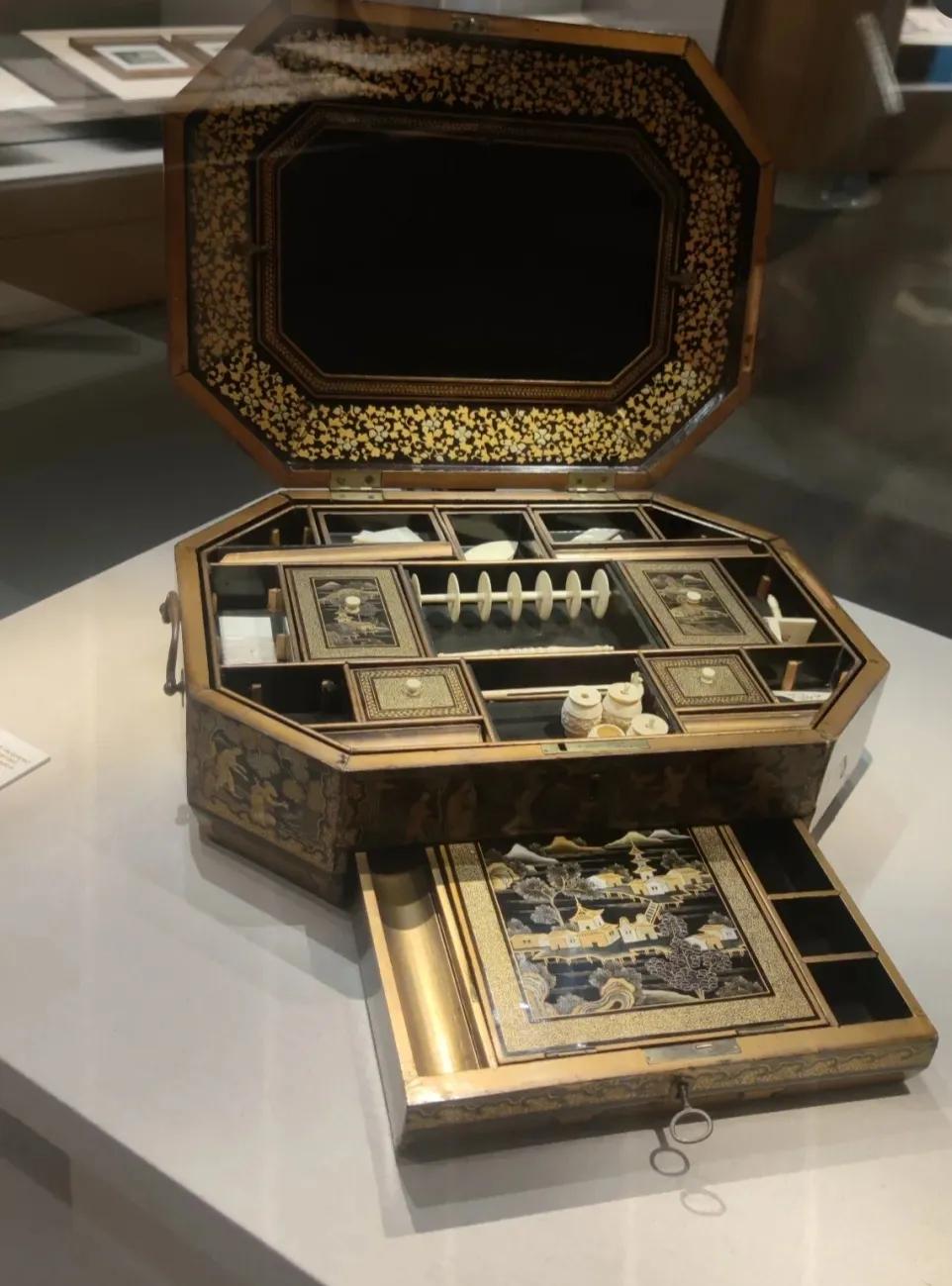 中国丝绸博物馆和中国之江博物馆,博物馆中国的服装