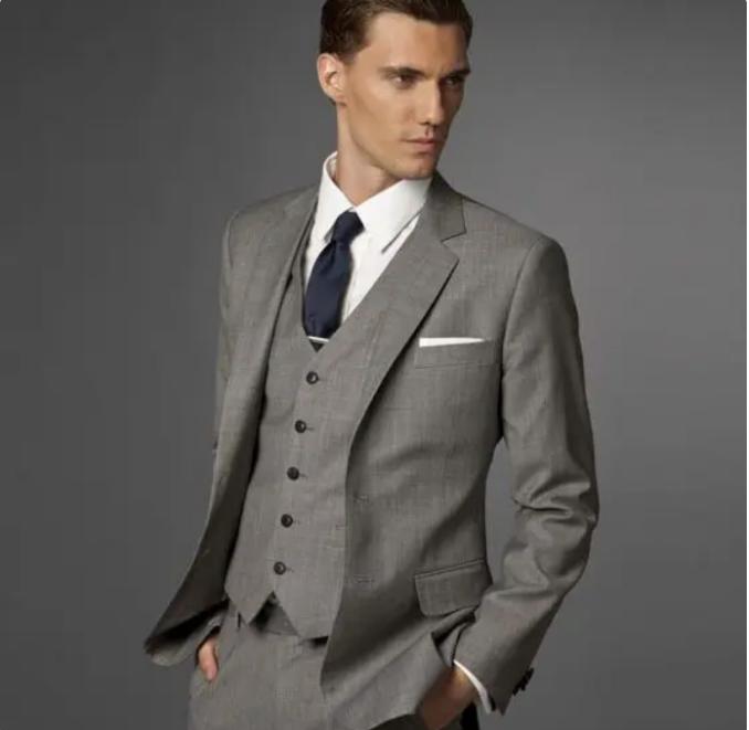 女富豪招聘私人司机，月薪十万吃住全包，4道门槛让不少人感叹