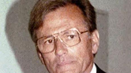 强奸女儿的罪犯27年仍未被绳之以法，无奈之下，父亲选择铤而走险