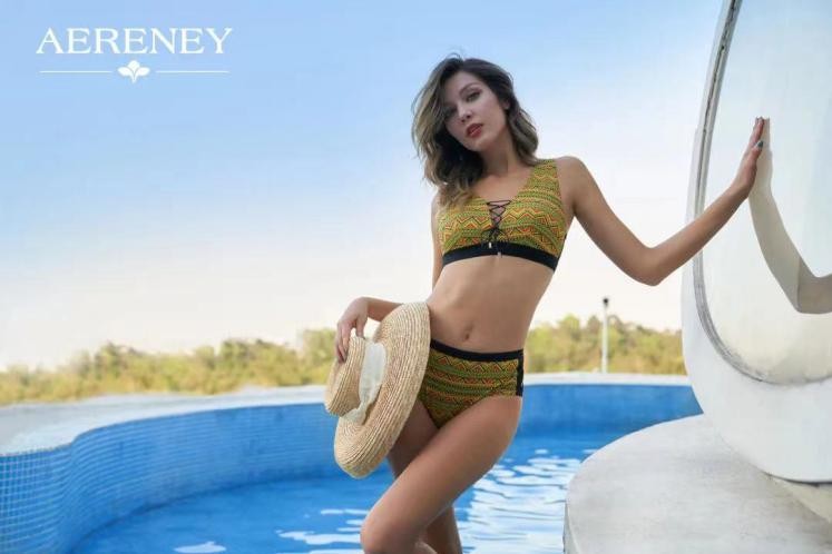 内衣周刊|AERENEY爱亦心伊5组泳衣选择公式，满足今夏所有幻想