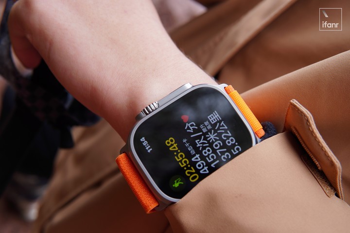 戴applewatchultra开车,戴applewatchultra开奔驰