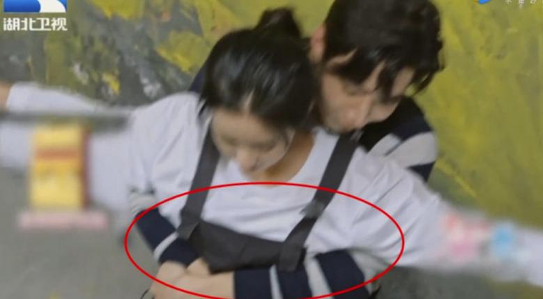 自曝偷东西的女明星,被爆偷东西的女明星