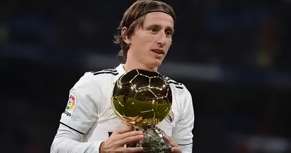 卢卡莫德里奇为什么叫魔笛,卢卡莫德里奇抢球