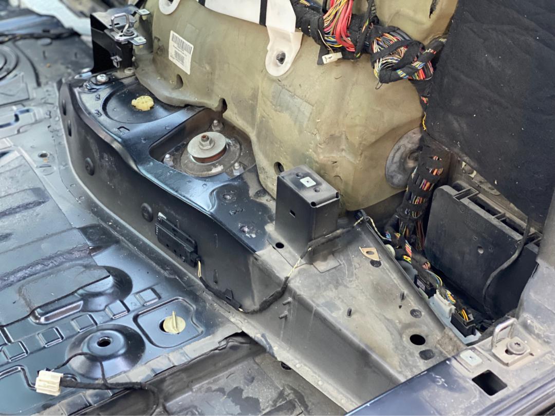 14款宝马x5老改新过程,2011款宝马x5翻新修复