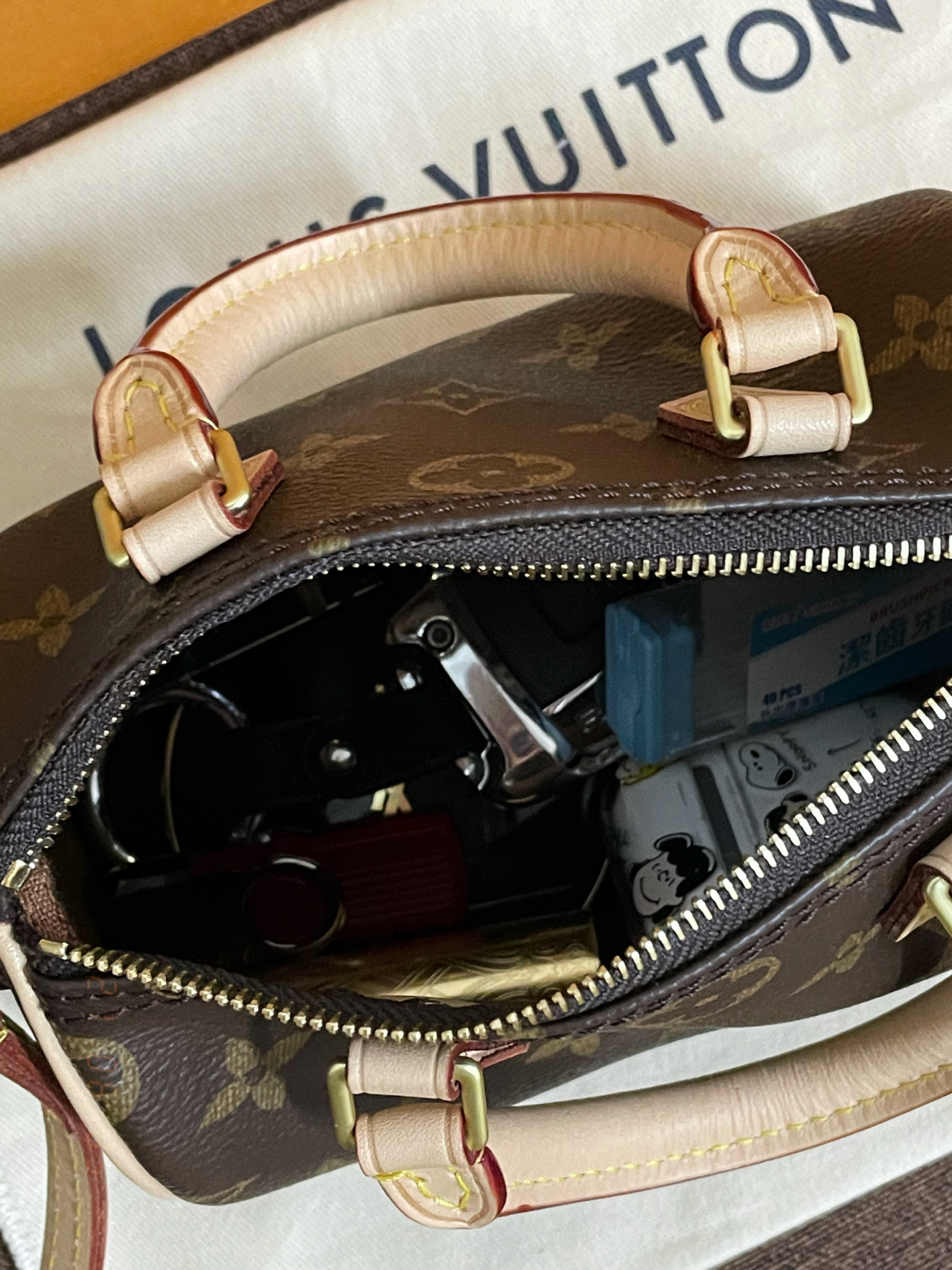 lv冷门包型,lv大包经典款对比