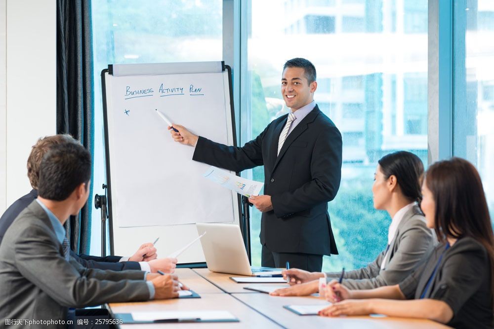 与领导同事相处不顺怎么办,与领导关系不好的人如何相处