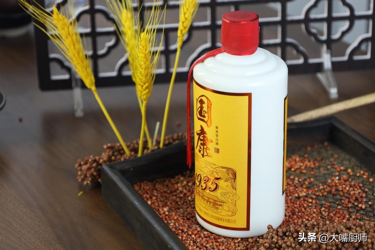 敬酒不会说错的三句话,不会说话的人敬酒应该用什么语言