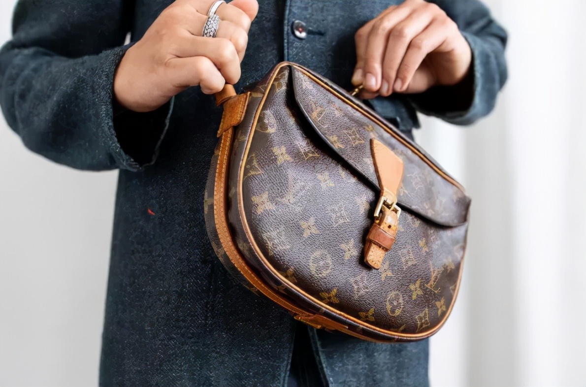 日本lv中古为什么这么便宜,日本lv中古包是正品吗