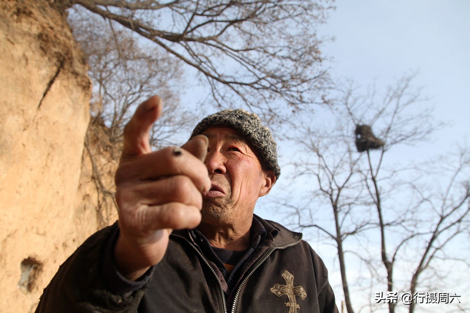 山西大叔占山为王40年后的生活,77岁农民大叔占山为王