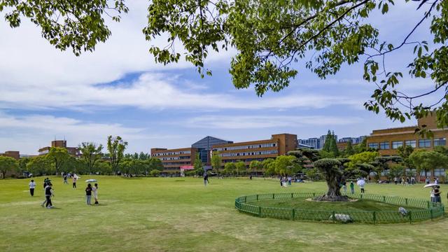 宁波大学近期新消息不断，如何看待这种现象？双一流稳了？