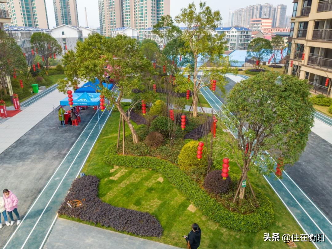 6000套！*钟金**持续兑现“保交付、保品质”承诺！