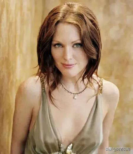 朱丽安摩尔老片,朱丽安摩尔最美图片