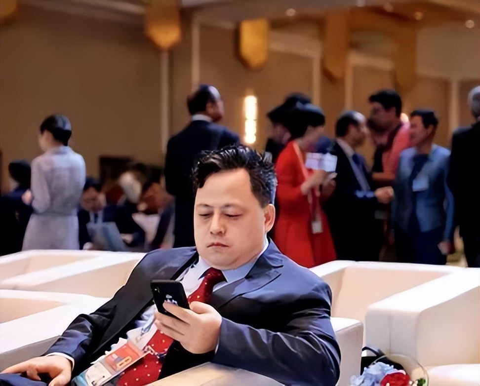 黄章创业经历,黄章16岁