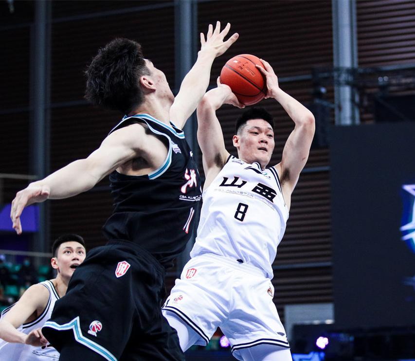 乔尔杰维奇观看赵睿,乔尔杰维奇观战郭艾伦