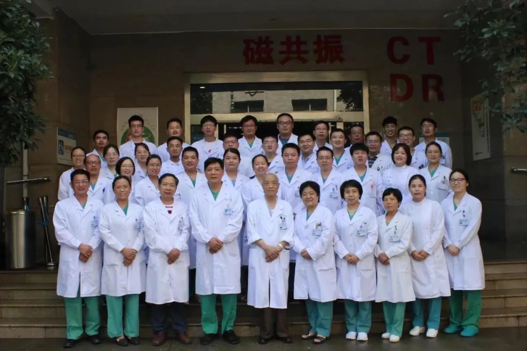 河南大学淮河医院顺利为一例二叶式主动脉瓣重度狭窄伴重度钙化的病人实施了经导管主动脉瓣置换术