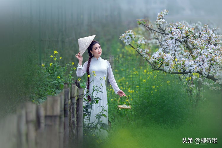 女士拍照的姿势和技巧,各种年龄段最爱的拍照姿势