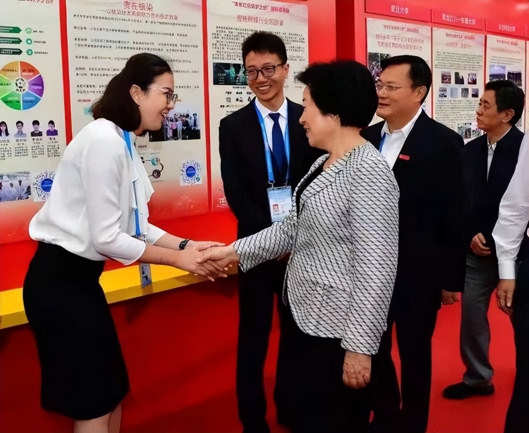 这是中国首个生物系！她用百年历史告诉你，我们为什么热爱生命科学