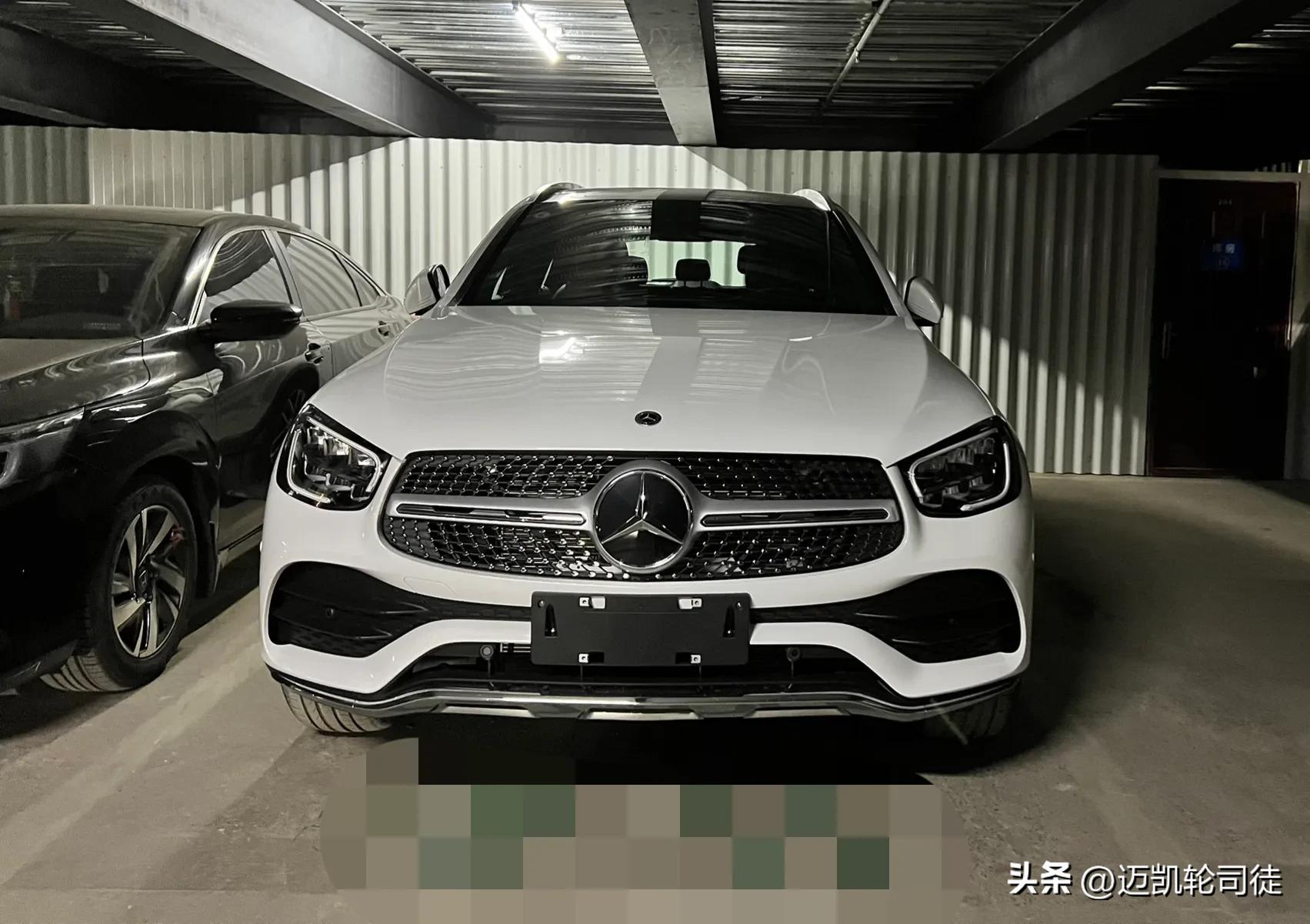 奔驰glc300coupe,宝马x3和奔驰glc300哪个好