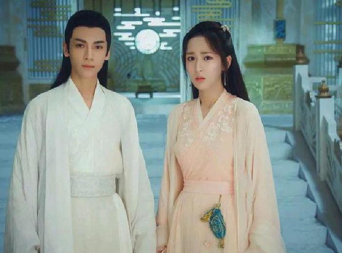 香蜜沉沉烬如霜润玉赏邝露,香蜜沉沉烬如霜锦觅润玉高甜