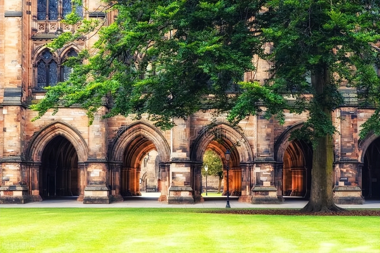 鏍兼媺鏂摜澶уqs鎺掑悕鍙樺寲,鏍兼媺鏂摜澶у涓栫晫鎺掑悕qs2024