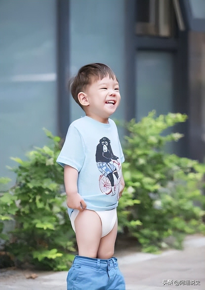 爸爸去哪儿石头天天,爸爸去哪儿石头康康