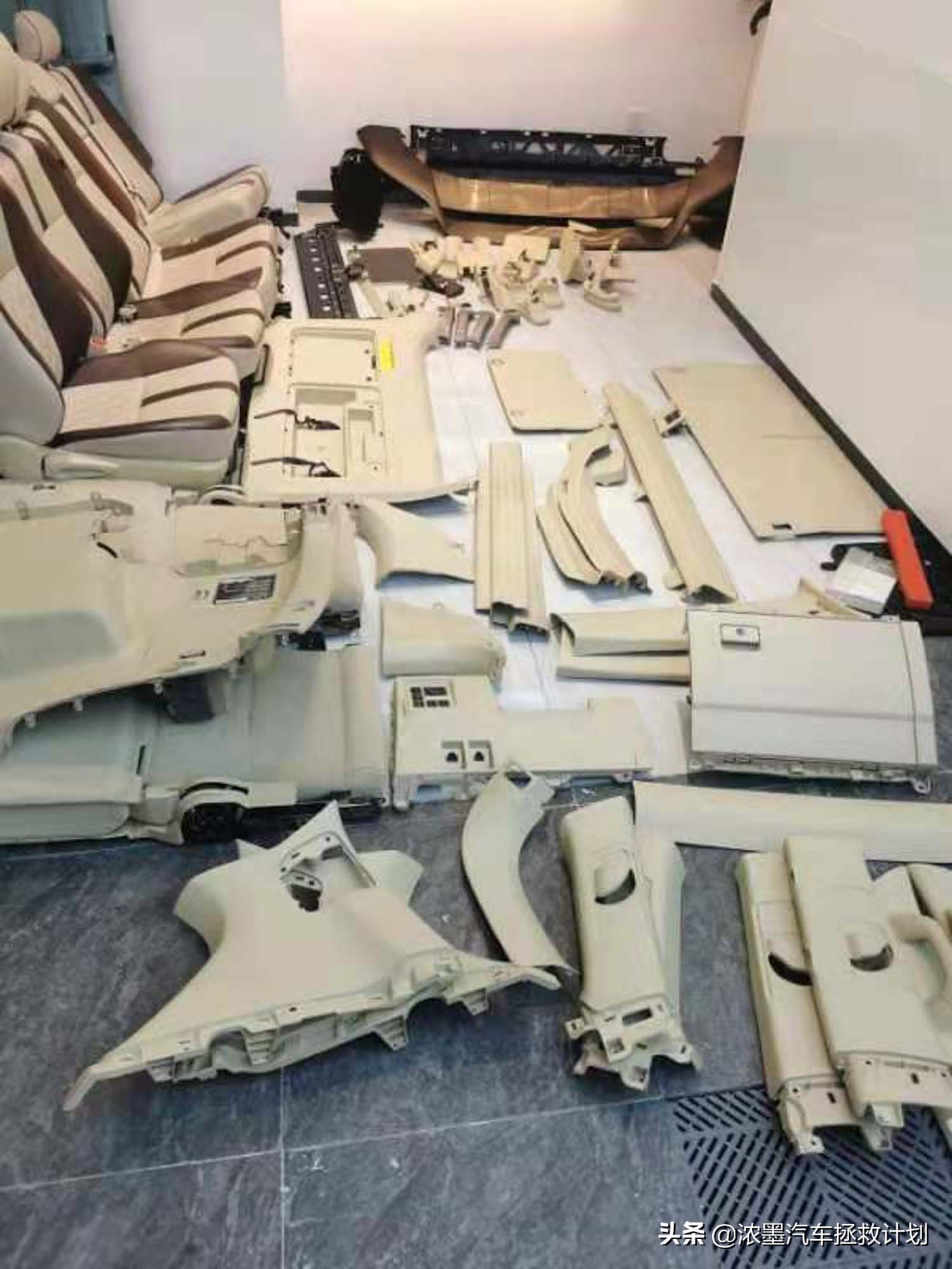 硬汉焕颜丰田普拉多续写越野传奇,修复翻新09年的丰田普拉多