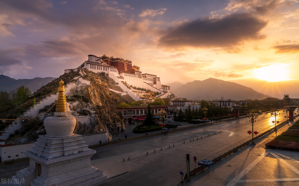 西藏拉萨布达拉宫的旅游攻略,西藏布达拉宫旅游攻略大全
