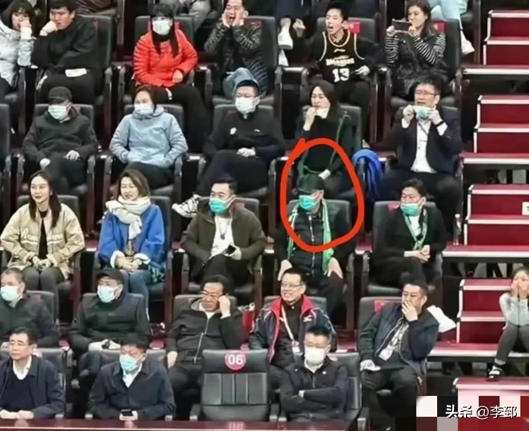 赵本山皮长山拍摄现场,cba总决赛赵本山