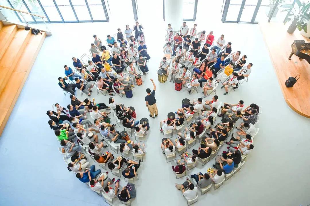 盛典展播丨金苹果锦城第一中学李滔：因为自己淋过雨，更想为别人撑一把伞