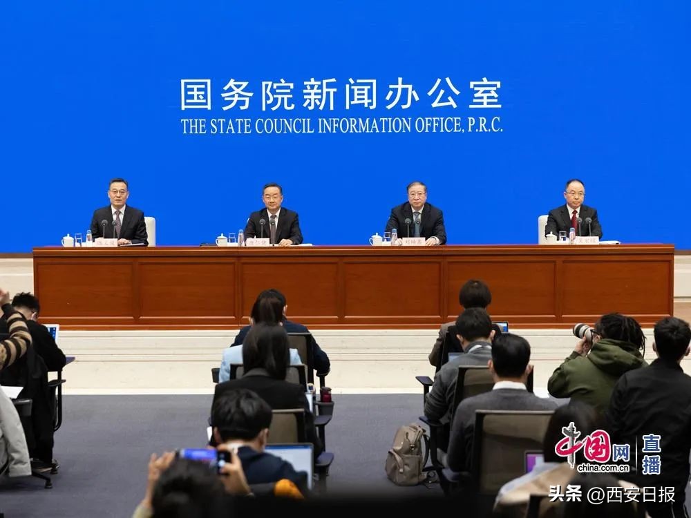 农民人均可支配收入首破2万元!未来如何致富?